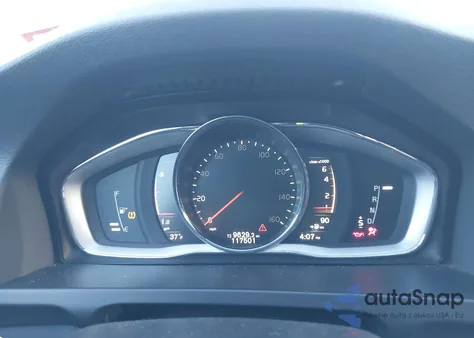 2018 Volvo V60 Cross Country T5 from USA, damaged, VIN YV440MWK7J2056800